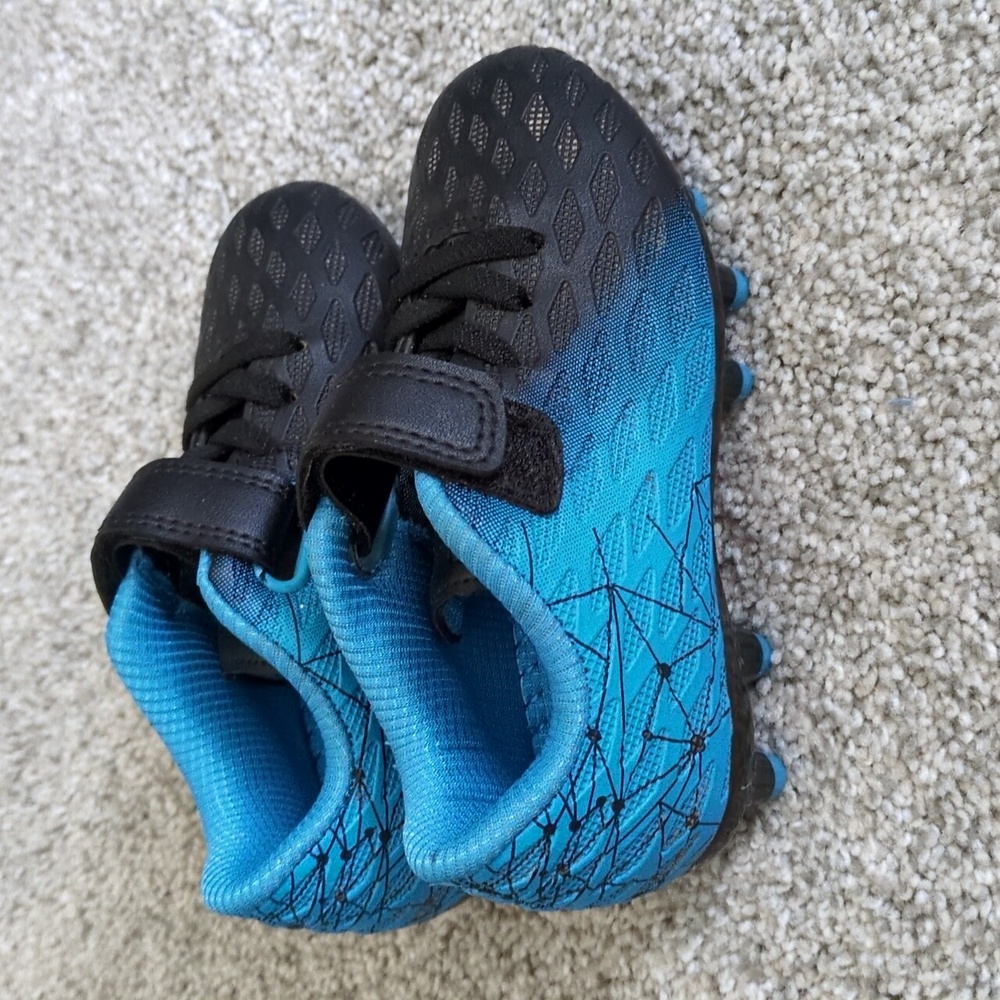 Toddler Size 8 Football Cleats Blue Black Safe for Toddlers